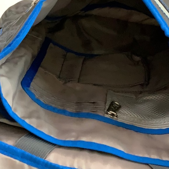 Jansport CURBSIDE messenger - Forge Grey/New Gunsmoke grey - Picture 8 of 16